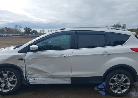 2014 Ford Escape Titanium из США, поврежденный, VIN 1FMCU9J90EUD15315